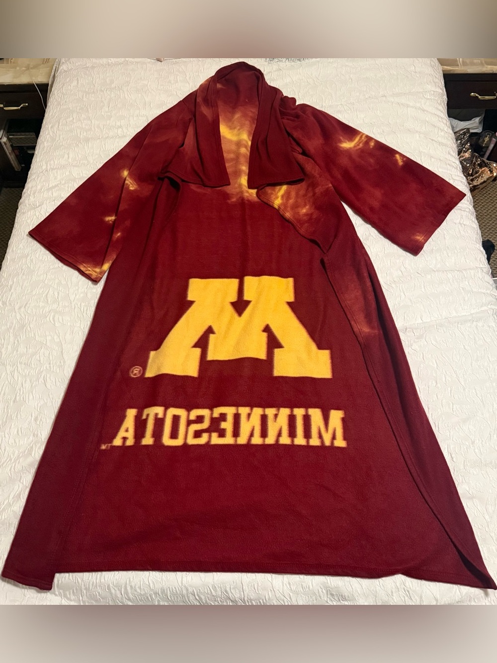The Northwest Company Minnesota Gophers Snuggie Blanket With Sleeves Wrap Up Red